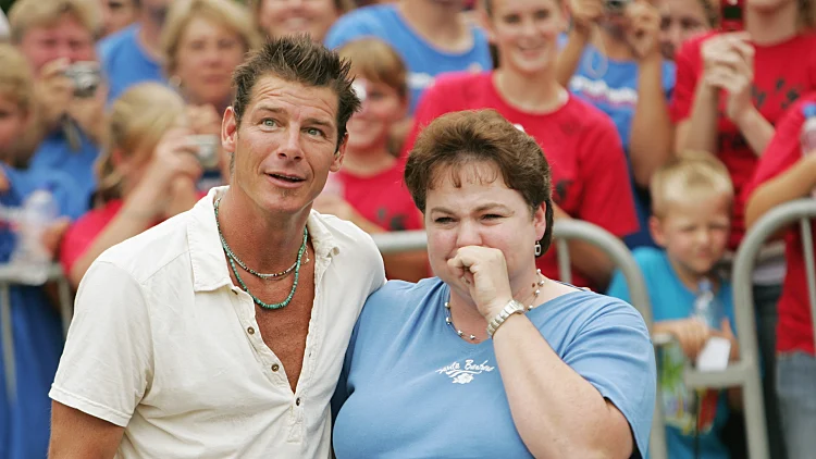 טאי פנינגטון עם אישה שביתה שופץ