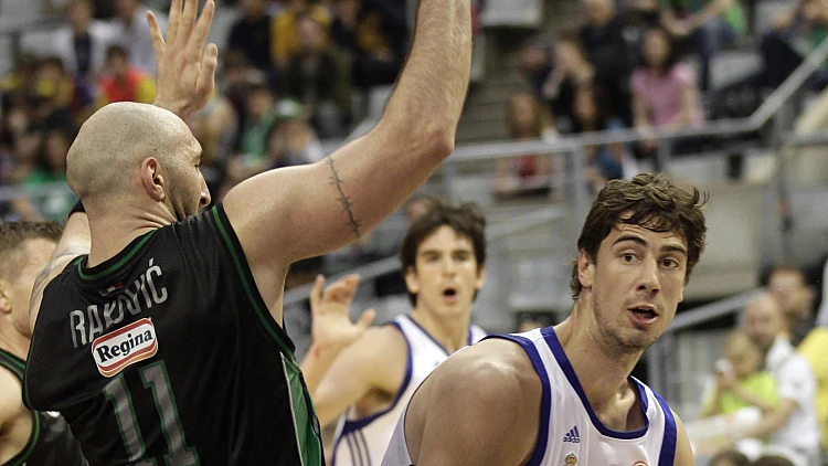 ראקוביץ' עוצר את טומיץ'