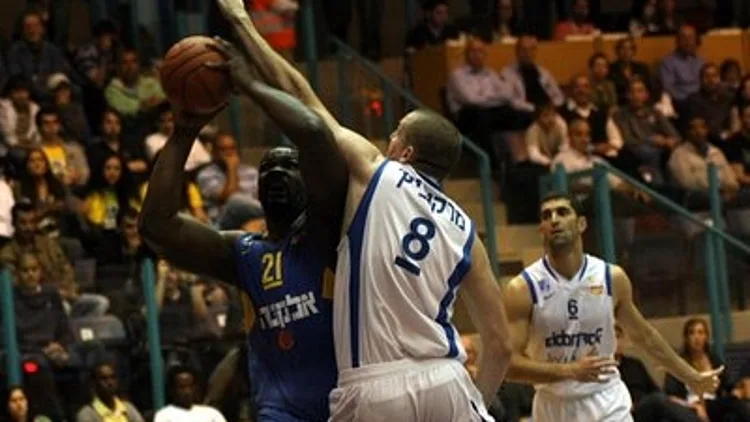 סופו מול ארז מרקוביץ'