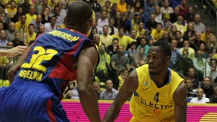 ג'רמי פארגו מול אלן אנדרסון מברצלונה