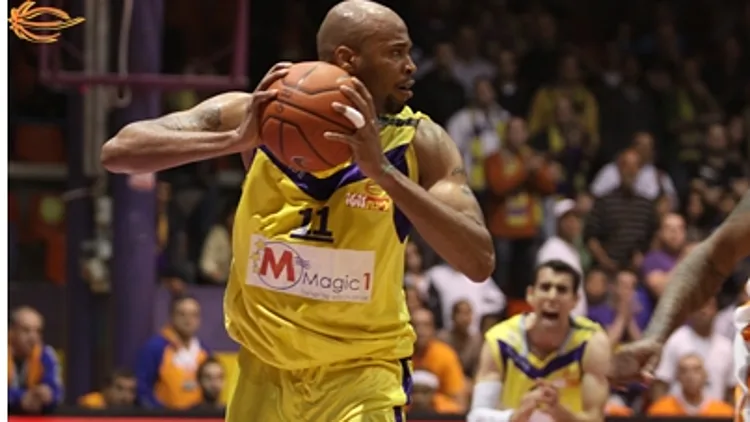 שחקנה הזר של הפועל חולון