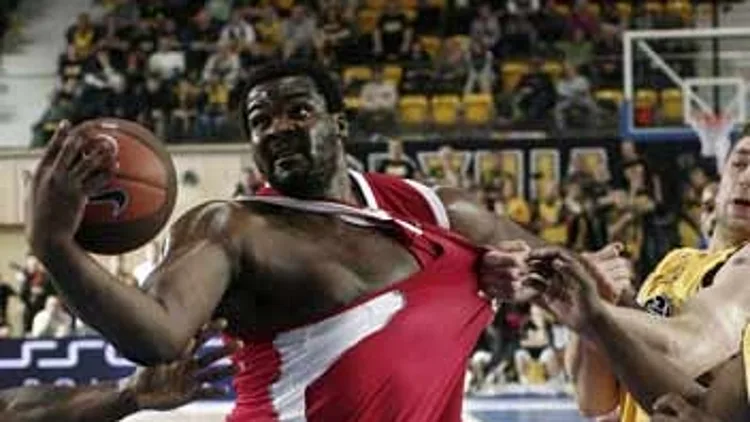 שחורציאנטיס היווני מועמד למכבי ת"א