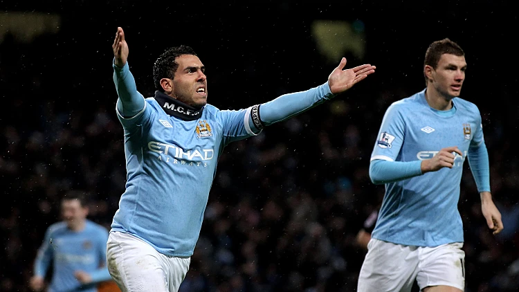 טבס חוגג צמד מול וולבס