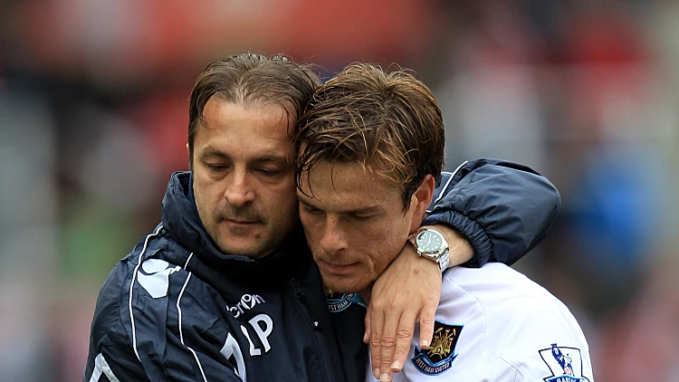 סקוט פארקר ועוזר מאמן ווסטהאם, זליקו פטרוביץ'