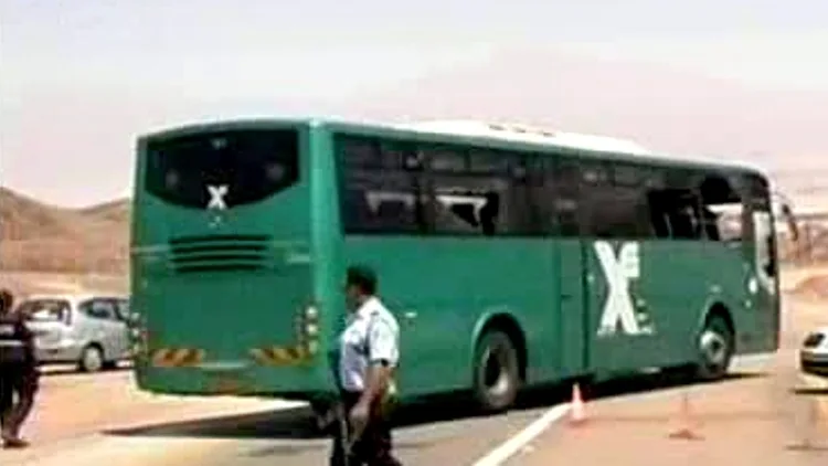 פיגוע ירי באוטובוס בדרך לאילת