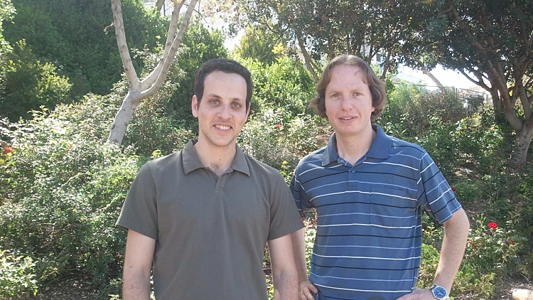 שני מייסדי חברת נועם, מפתחת אפליקציות לאפפסטור