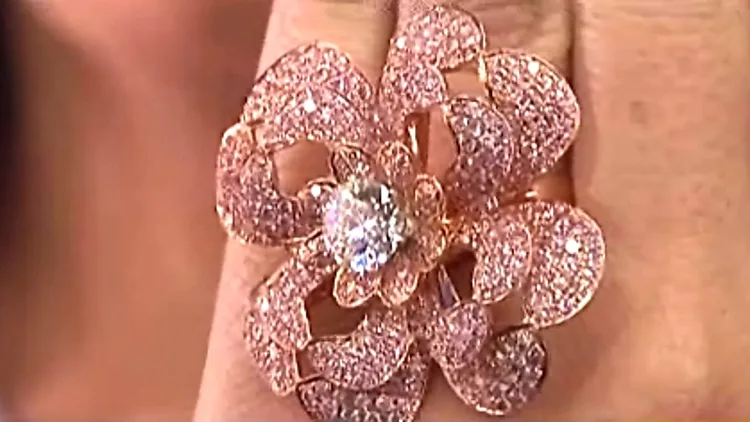 התכשיטים של האלפיון העליון