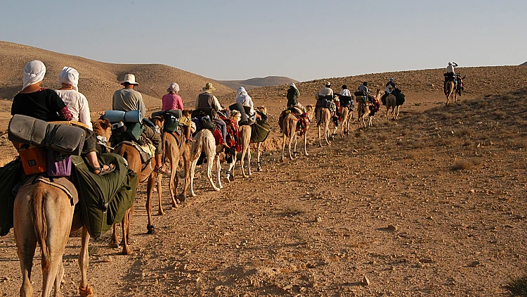 חאן בארותיים