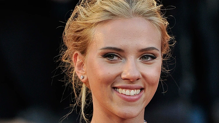 סקרלט ג'והנסון