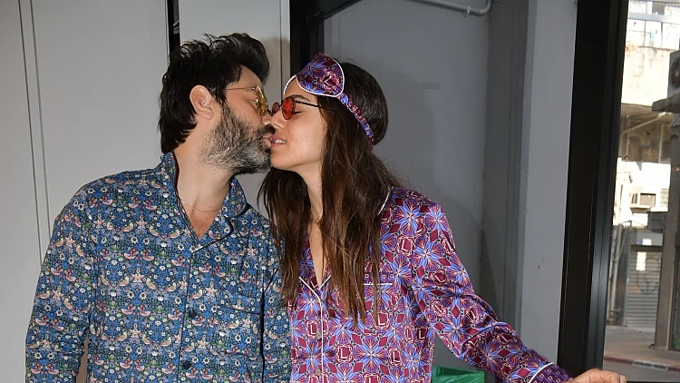 אי אפשר בלי נשיקה