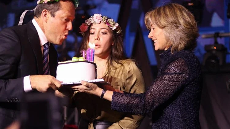 בוורלי, עמית וניר ברקת ברגע מרגש