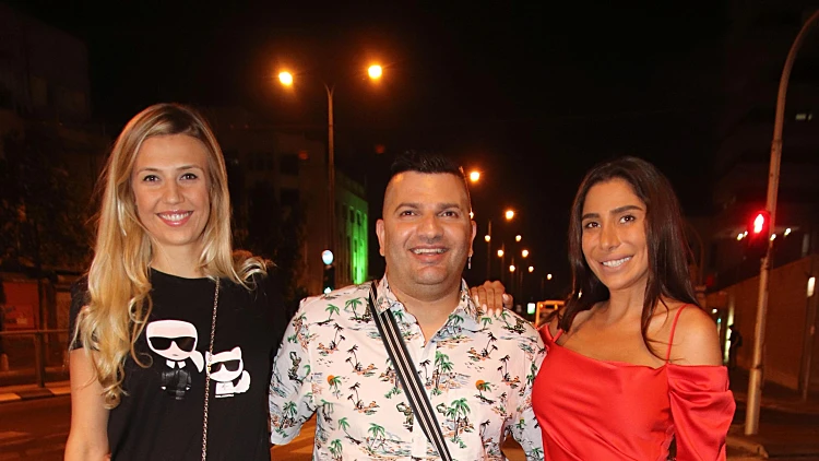 מבחן האקסים: אינה סטיוארט, דודו כהן ויוליה לוגסי מבלים יחד