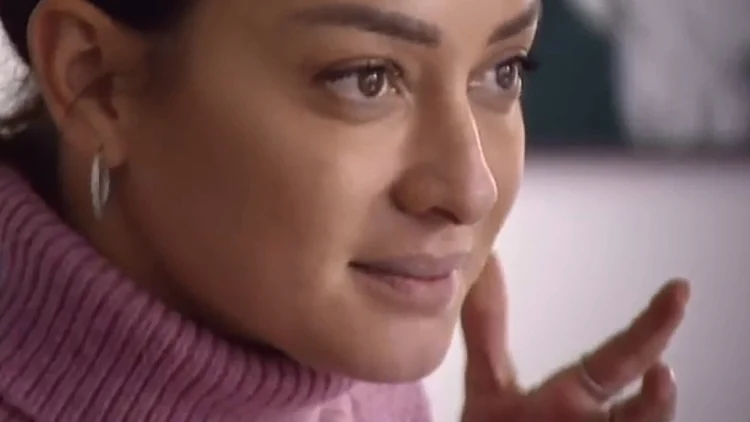 אנה ארונוב בראיון לשישי עם אילה חסון