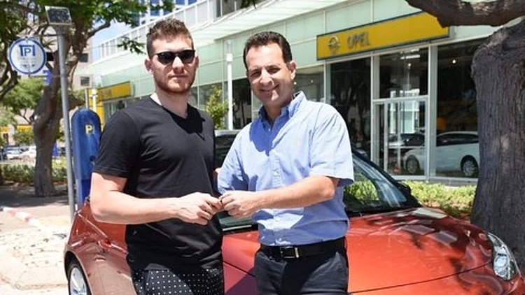 גילי גז גל מקל