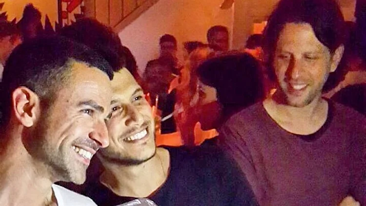 אסי עזר ואלברט. מה זו העוגה הזו?!