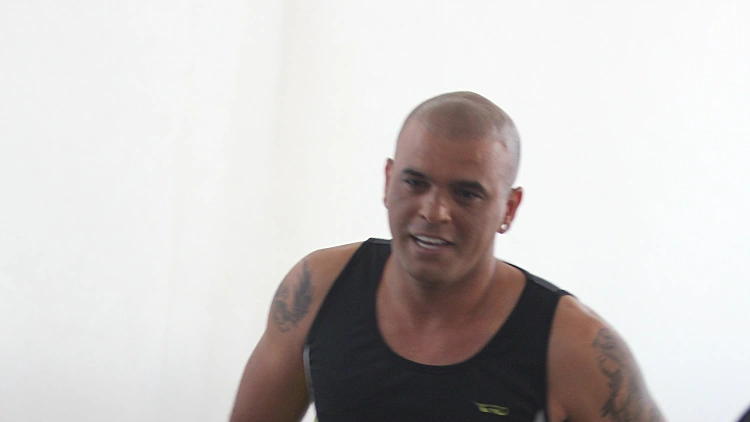 אייל גולן בצילומים לדיאדורה