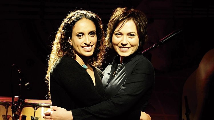 מירה עוואד ואחינועם ניני