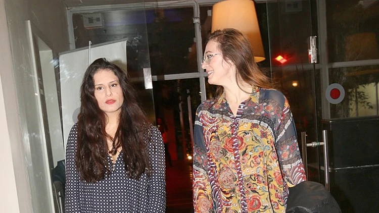 קרן פלס ומירי מסיקה