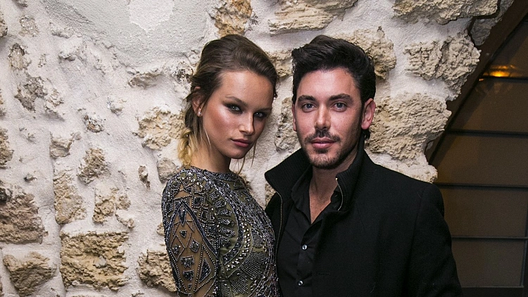 אלכסה ורז. רצים לשקית המתנות