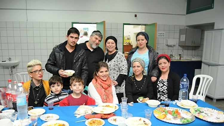 ג'קי אזולאי מבלה עם המשפחה