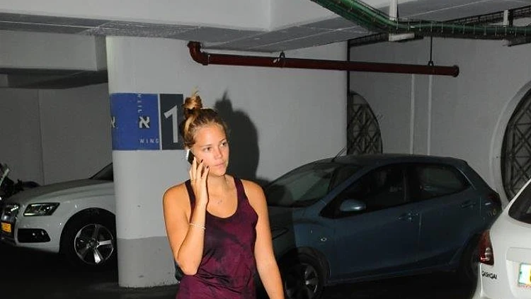 אסתי גינזבורג בדרך למכון הכושר