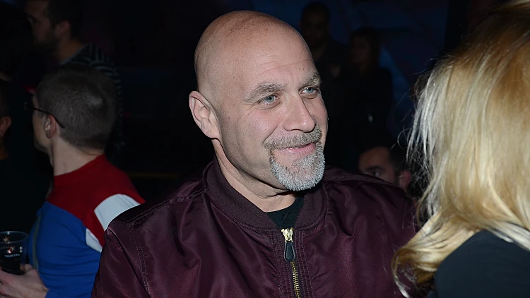 דביר בנדק. ומה פשר הזקן העתיק?