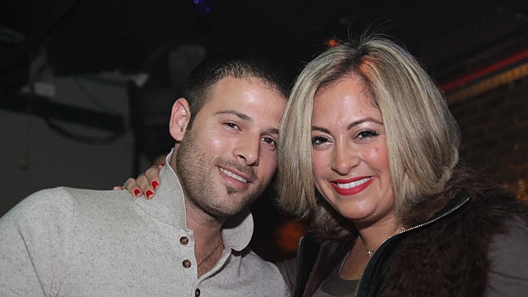 ליהיא גרינר עדיין חוגגת את כניסת 2013