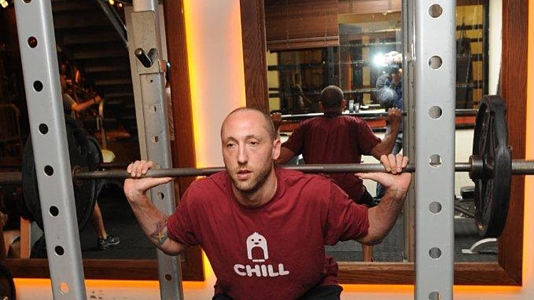 תראו, הנה השרירים של גילי מוסינזון