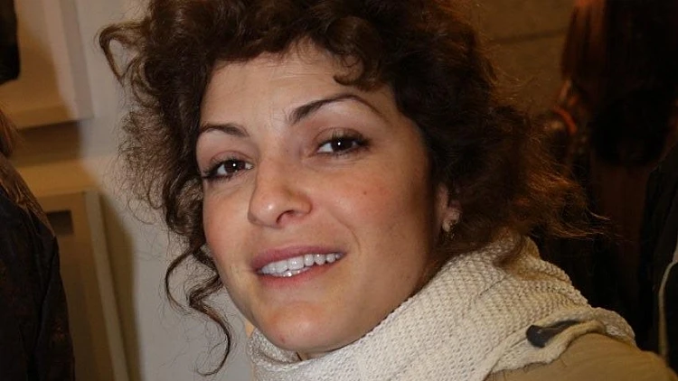 עדי אשכנזי בתערוכת בנק הפועלים