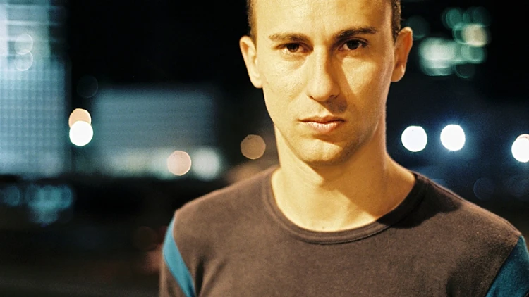 אסף אמדורסקי