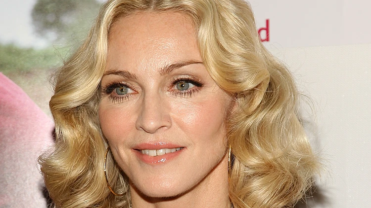 מדונה מסוכסכת עם החברים ממרכז הקבלה