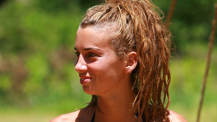 שונית פרג'י במשימת חסינות אישית מתוך פרק 5 הישרדות 5 איי קמרינס