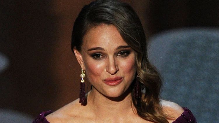 אוסקר 2011 - נטלי פורטמן זוכה בפרס השחקנית הטובה ביותר