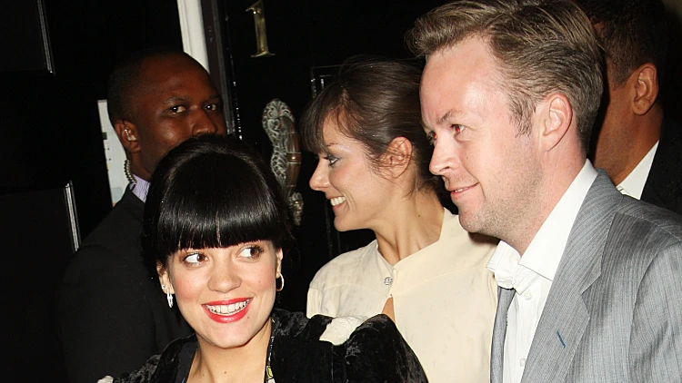 לילי אלן וסם קופר