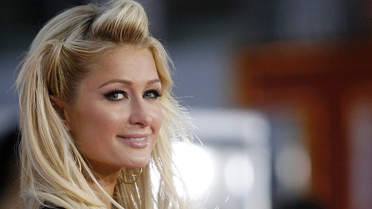 פריס הילטון בפרימיירה של this is it