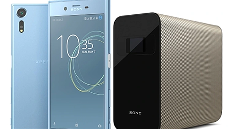 סמארטפונים, מקרן חכם ואוזניות: סוני משיקה ליין מוצרים מסקרן