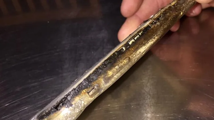 אייפון 6S בער והתפוצץ