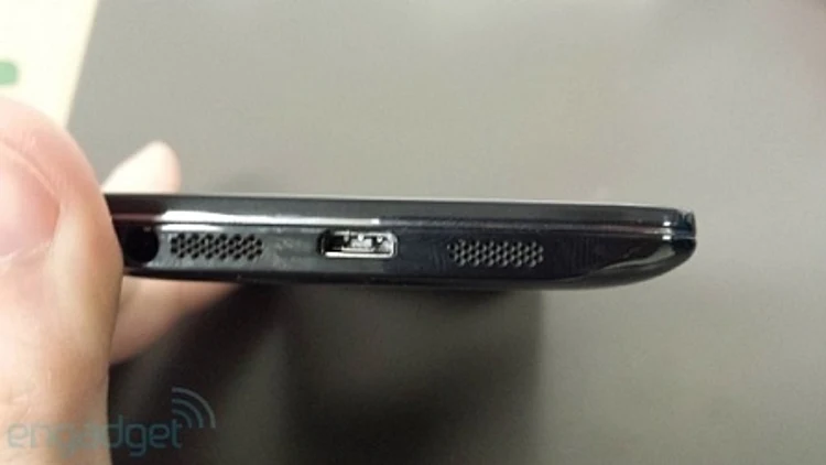 תמונה לא רשמית של LG G2