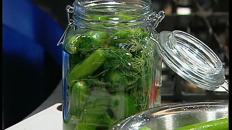 מלפפונים כבושים של אהרוני