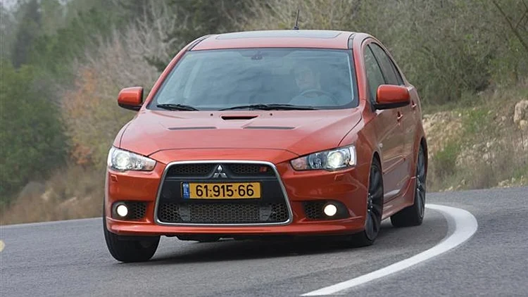 מבחן דרכים: מיצובישי לאנסר ראליארט