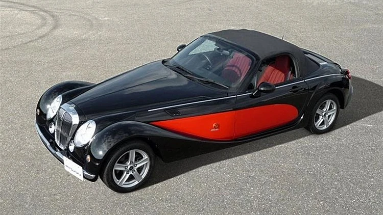 MX5 בגרסת רטרו בריטית.