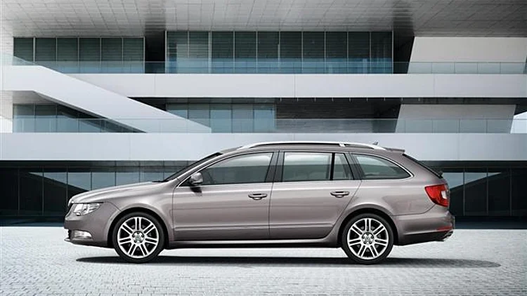 סופרב. עכשיו גם בסטיישן.