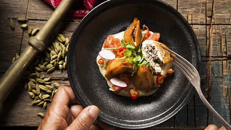 קובה לבנייה, אל עאשי