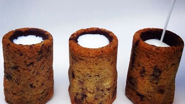 עוגיית שוקולד צ'יפ עם חלב