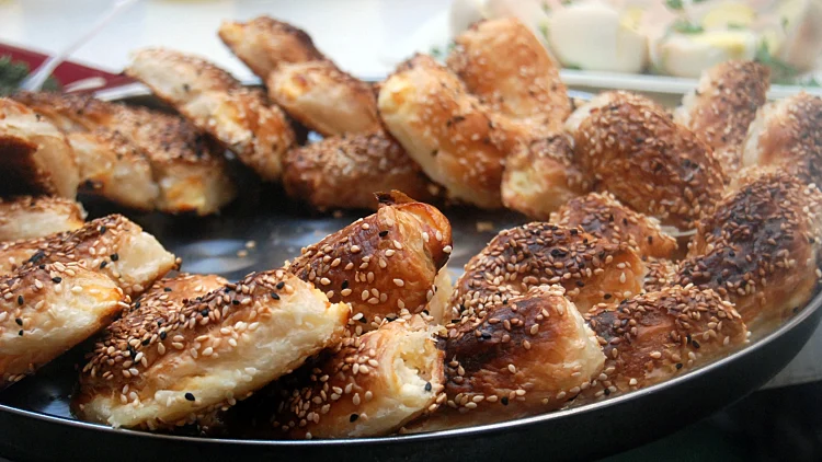 בורקסים בשוק מחנה יהודה