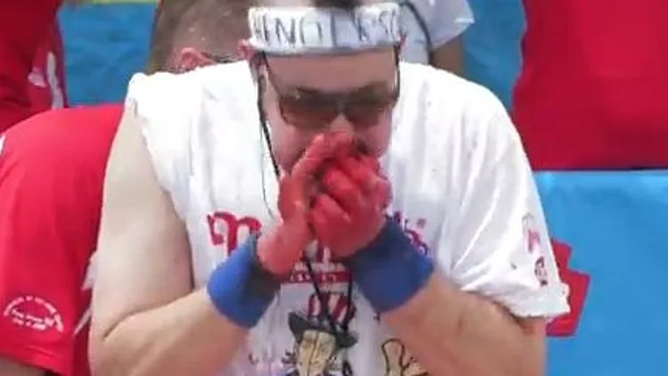 תחרות אכילת נקניקיות בארה"ב