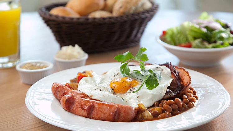 ארוחת בוקר אנגלית - בנדיקט