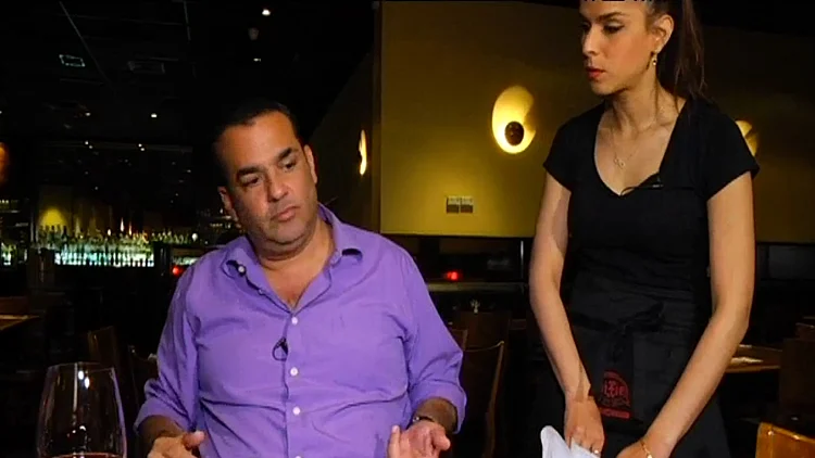 ניב גלבוע במסעדת דיקסי