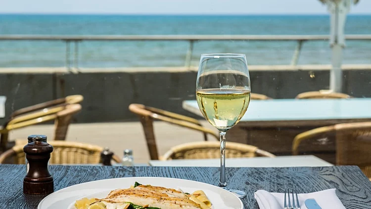 פילה דג על פפרדלה בויה