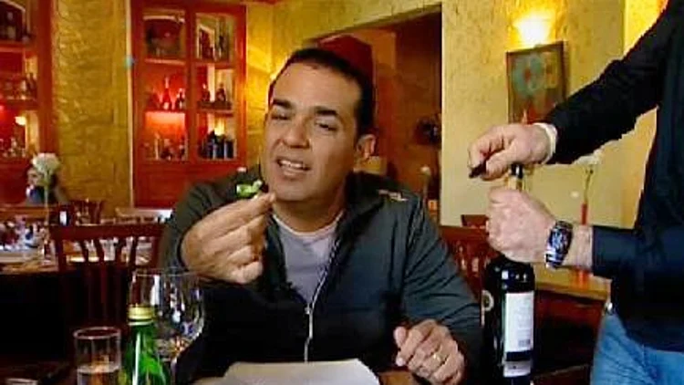 ניב גלבוע מבקר במסעדת תשרין